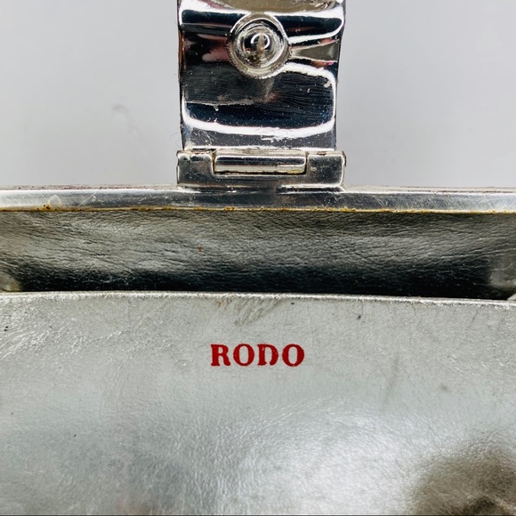 RODO Italy Brushed Metal Bow Evening Purse - Picture 6 of 10